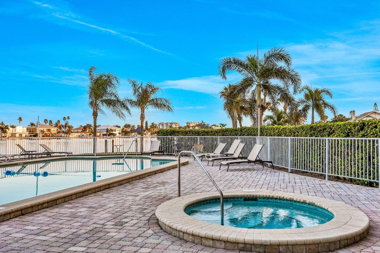 Palms Of Treasure Island 405 Apartment Сейнт Пийт Бийч Екстериор снимка