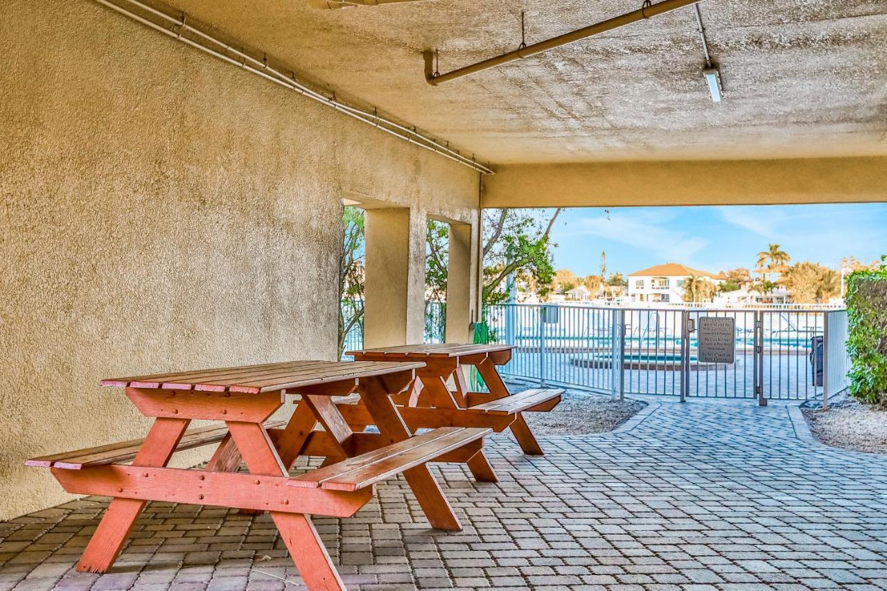 Palms Of Treasure Island 405 Apartment Сейнт Пийт Бийч Екстериор снимка